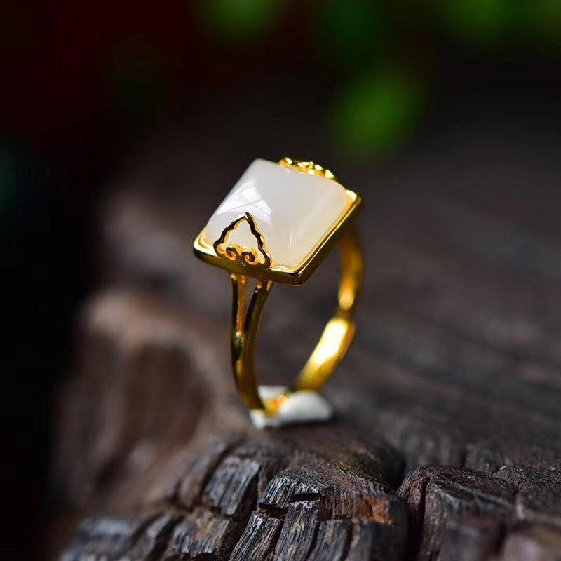Elegant Silver Ring for Every Occasion