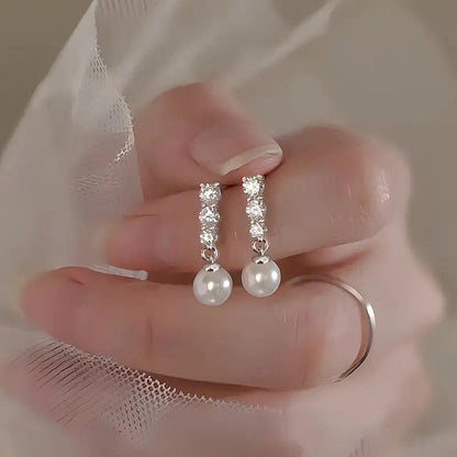 Stunning Pearl Earring for Daily Wear