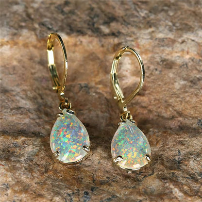 Charming Gold Earring for Any Occasion