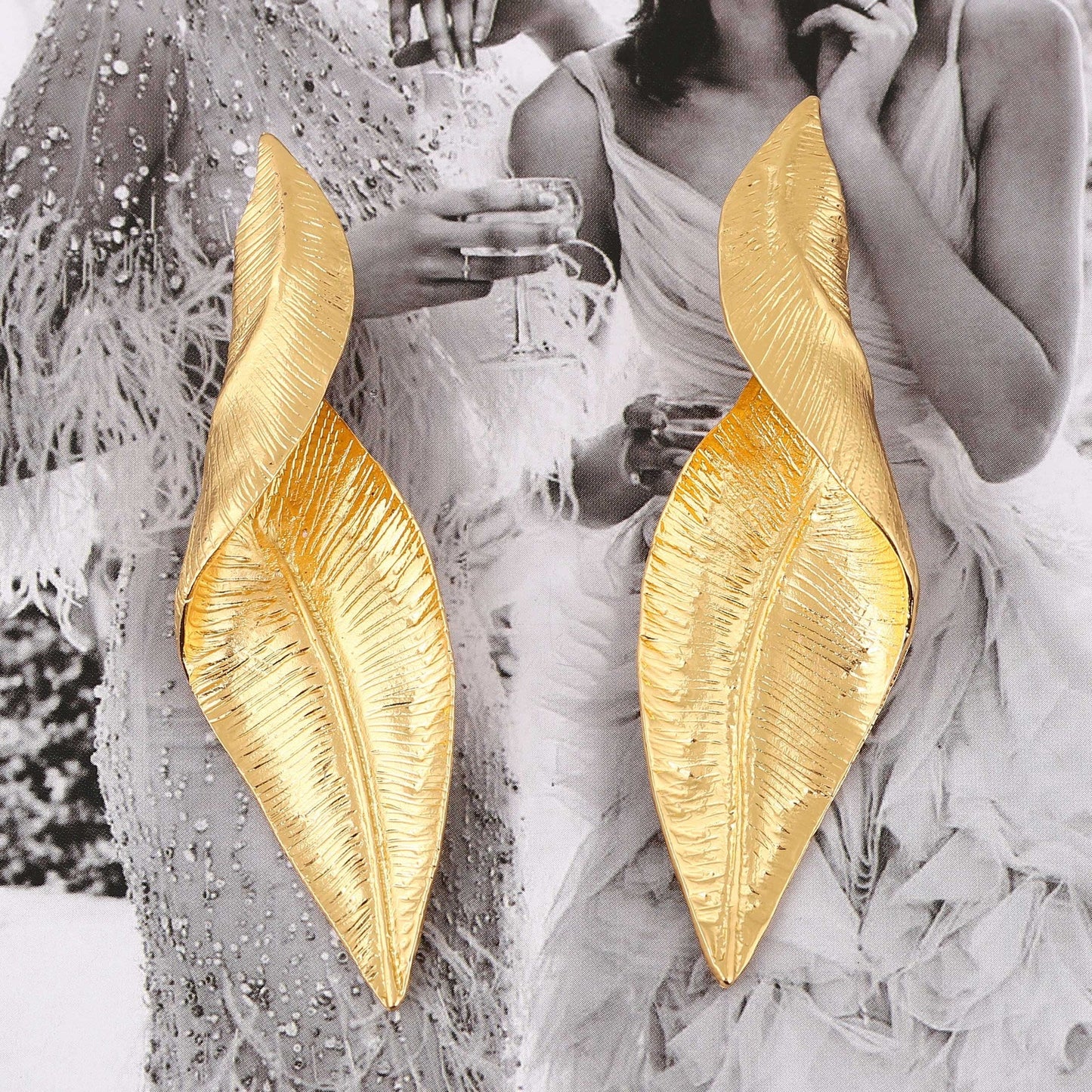 Beautiful Gold Earring with Unique Style