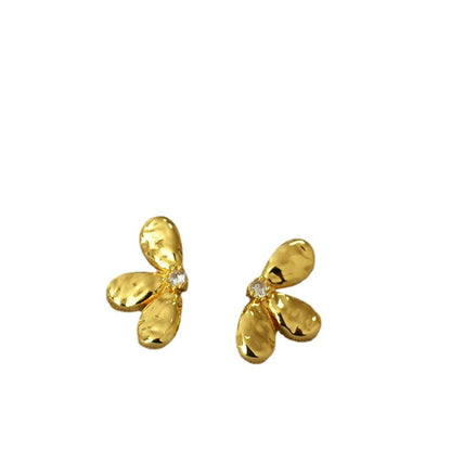 Beautiful Gold Earring with Unique Style