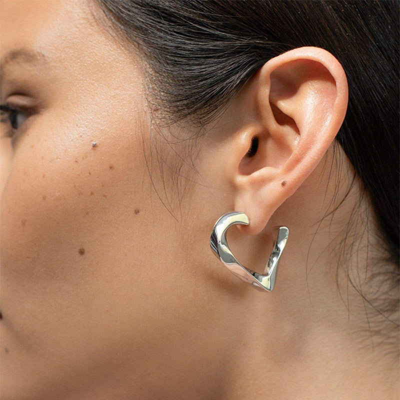 Romantic Gold Earring for Special Moments