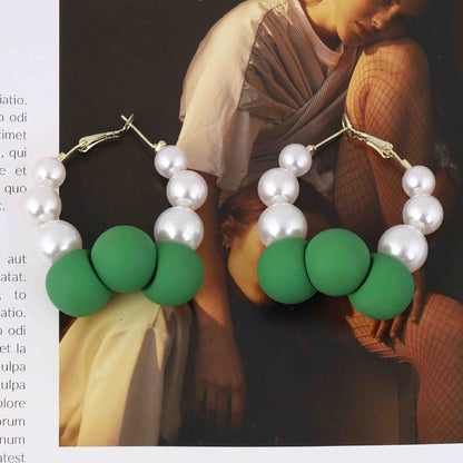 Beautiful Pearl Earring with Unique Style