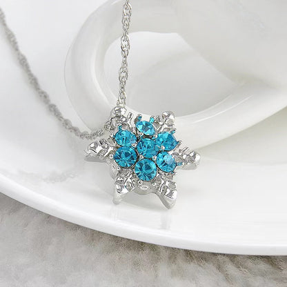 Beautiful Silver Necklace with Unique Style