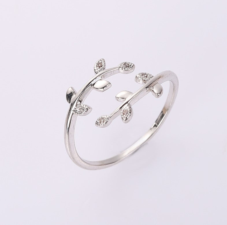 Romantic Gold Ring for Special Moments