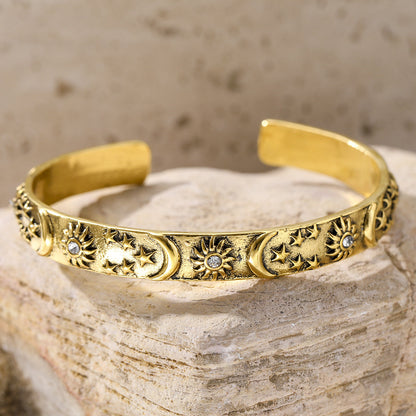 Beautiful Bracelet with Unique Style