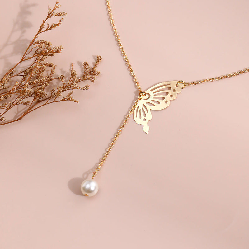 Beautiful Gold Necklace with Unique Style