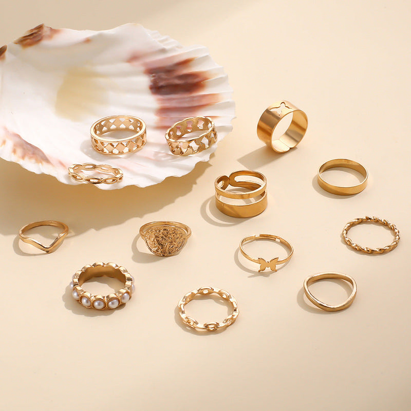 Beautiful Pearl Ring with Unique Style