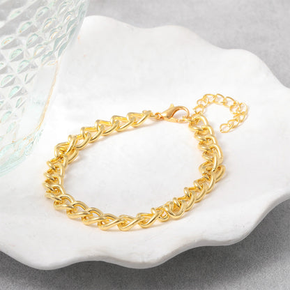 Charming Gold Bracelet for Any Occasion