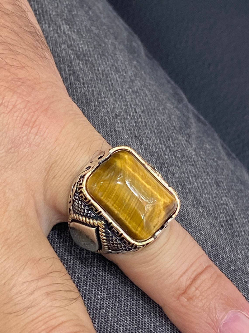 Charming Ring for Any Occasion