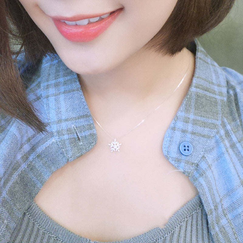 Classic Silver Necklace with Timeless Appeal