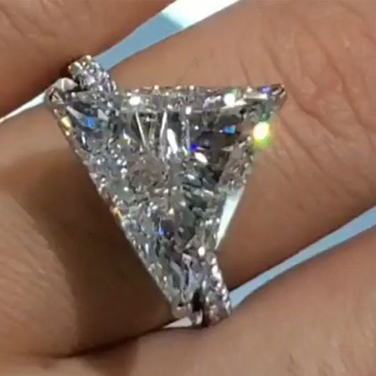 Stunning Ring for Daily Wear