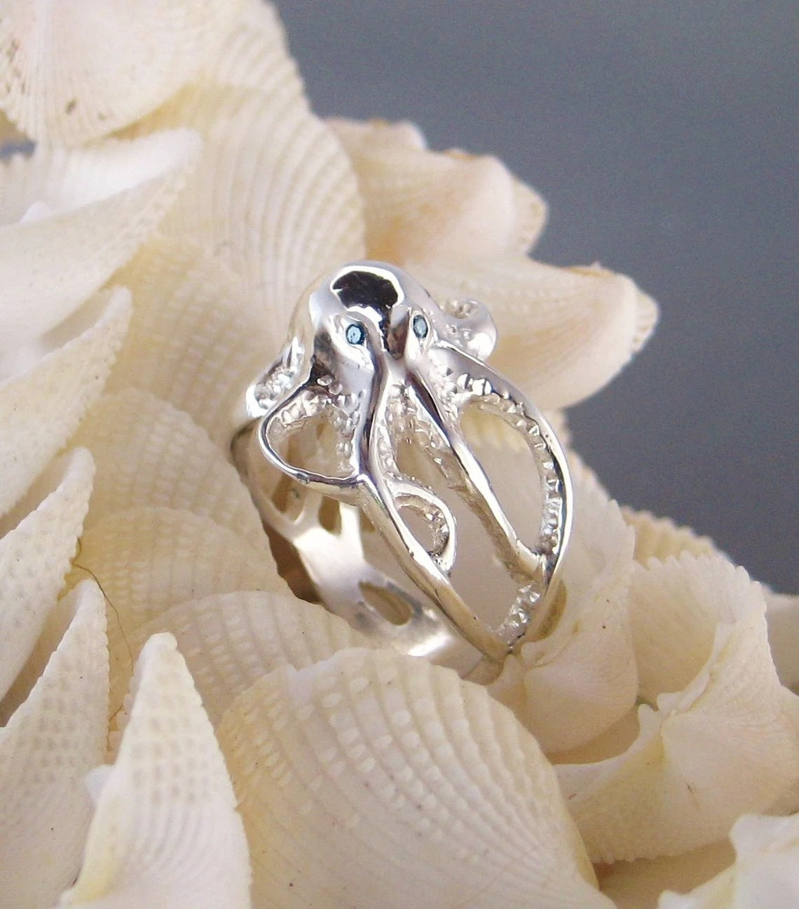 Charming Ring for Any Occasion
