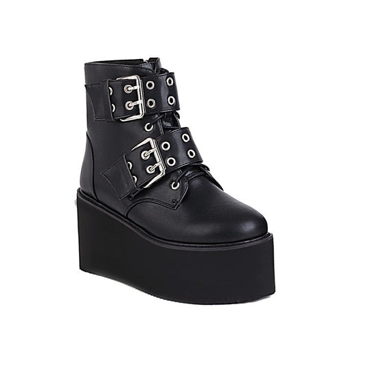 Graceful Orthopedic Boots for Modern Look