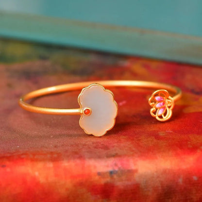 Beautiful Bracelet with Unique Style