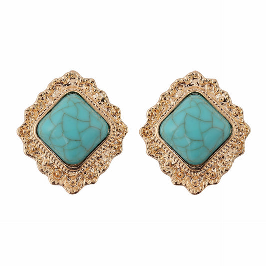 Classic Earring with Timeless Appeal