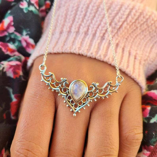 Charming Necklace for Any Occasion