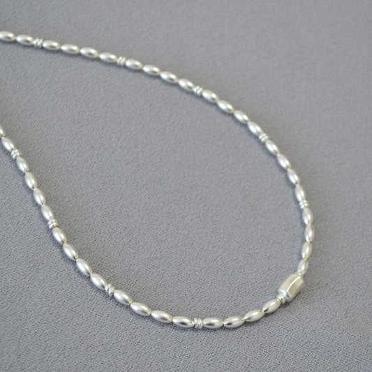 Romantic Gold Necklace for Special Moments