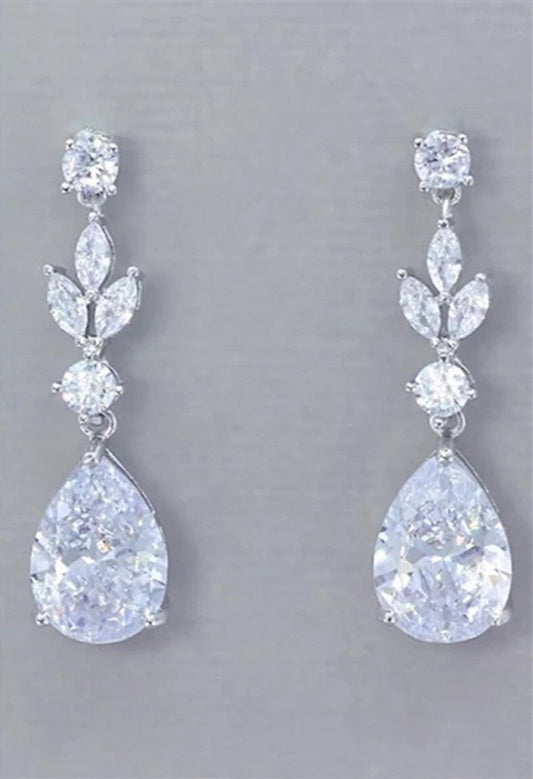 Classic Earring with Timeless Appeal