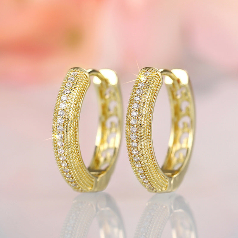Classic Earring with Timeless Appeal