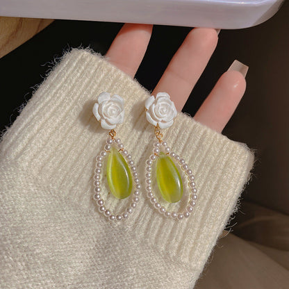 Delicate Artisan Pearl Earring
