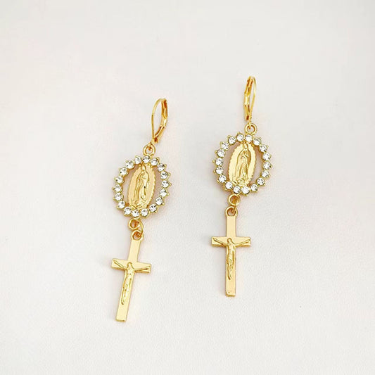 Charming Earring for Any Occasion