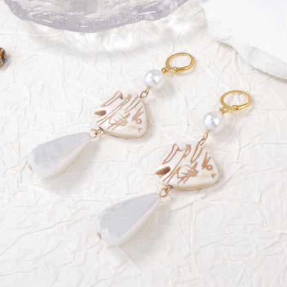 Beautiful Pearl Earring with Unique Style