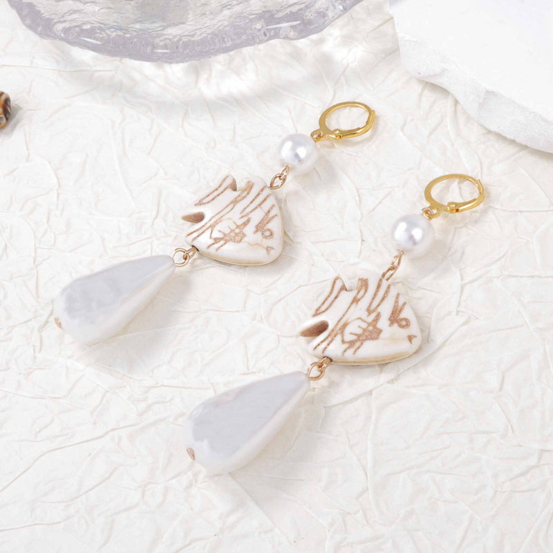 Beautiful Pearl Earring with Unique Style