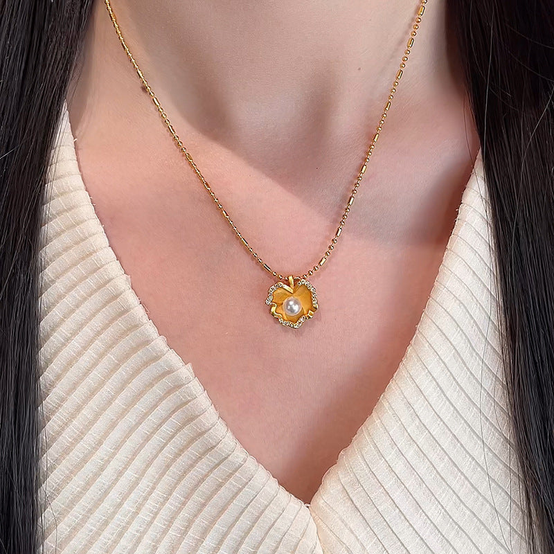 Vintage Handmade Pearl Necklace
