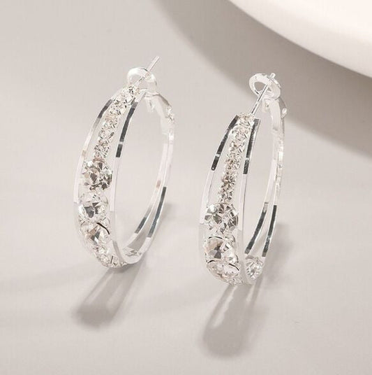Elegant Gold Earring for Every Occasion