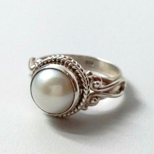 Stunning Silver Ring for Daily Wear