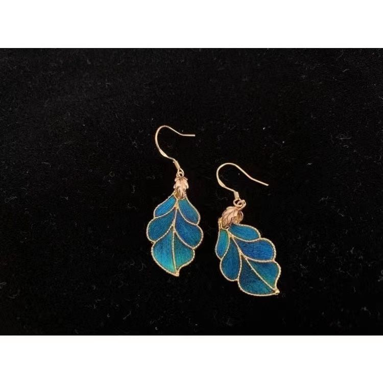 Charming Pearl Earring for Any Occasion