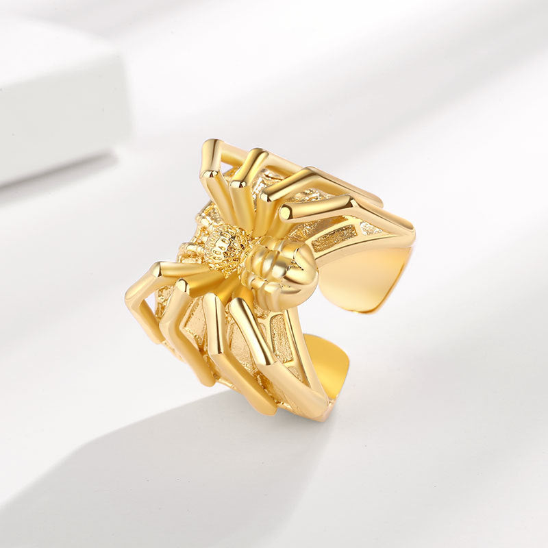 Classic Silver Ring with Timeless Appeal