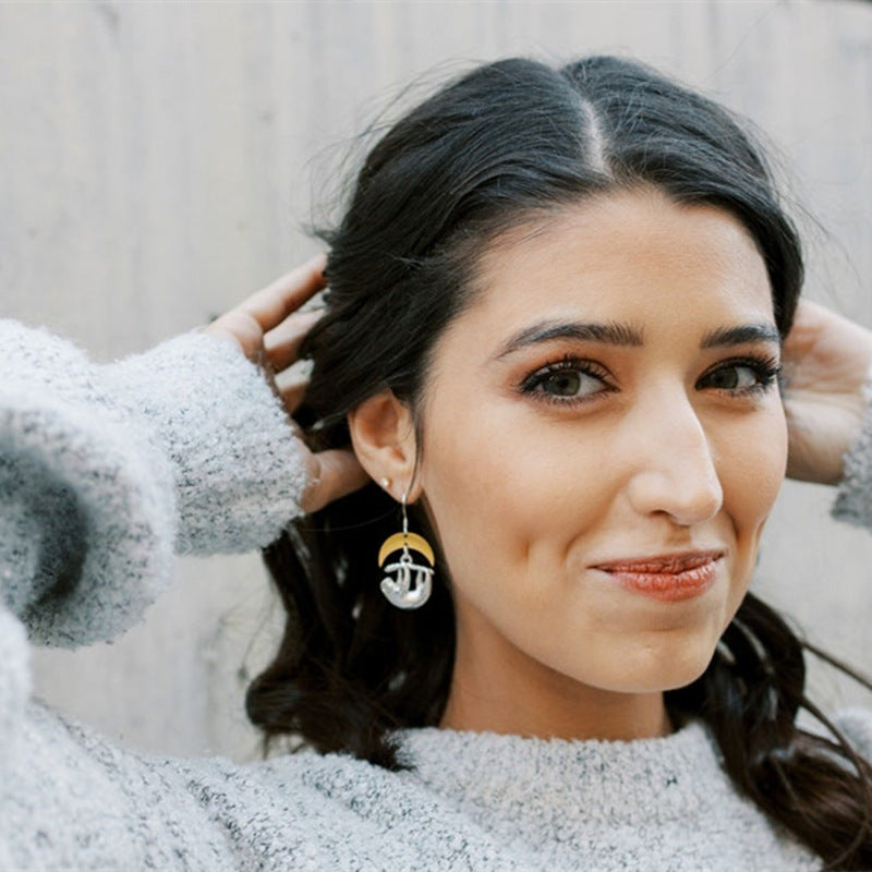 Elegant Gold Earring for Every Occasion