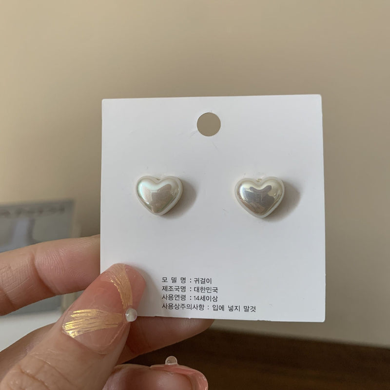 Delicate Artisan Pearl Earring