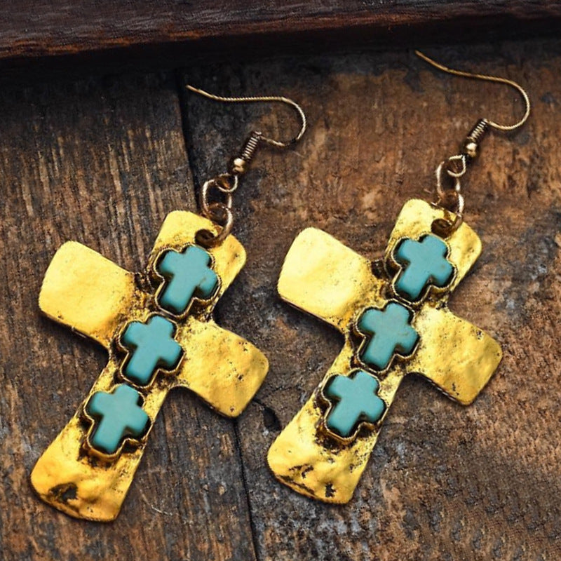 Elegant Gold Earring for Every Occasion