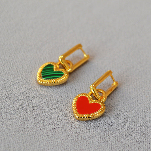 Classic Gold Earring with Timeless Appeal