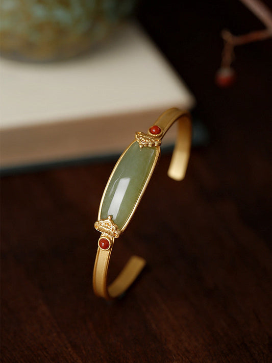 Stunning Gold Bracelet for Daily Wear