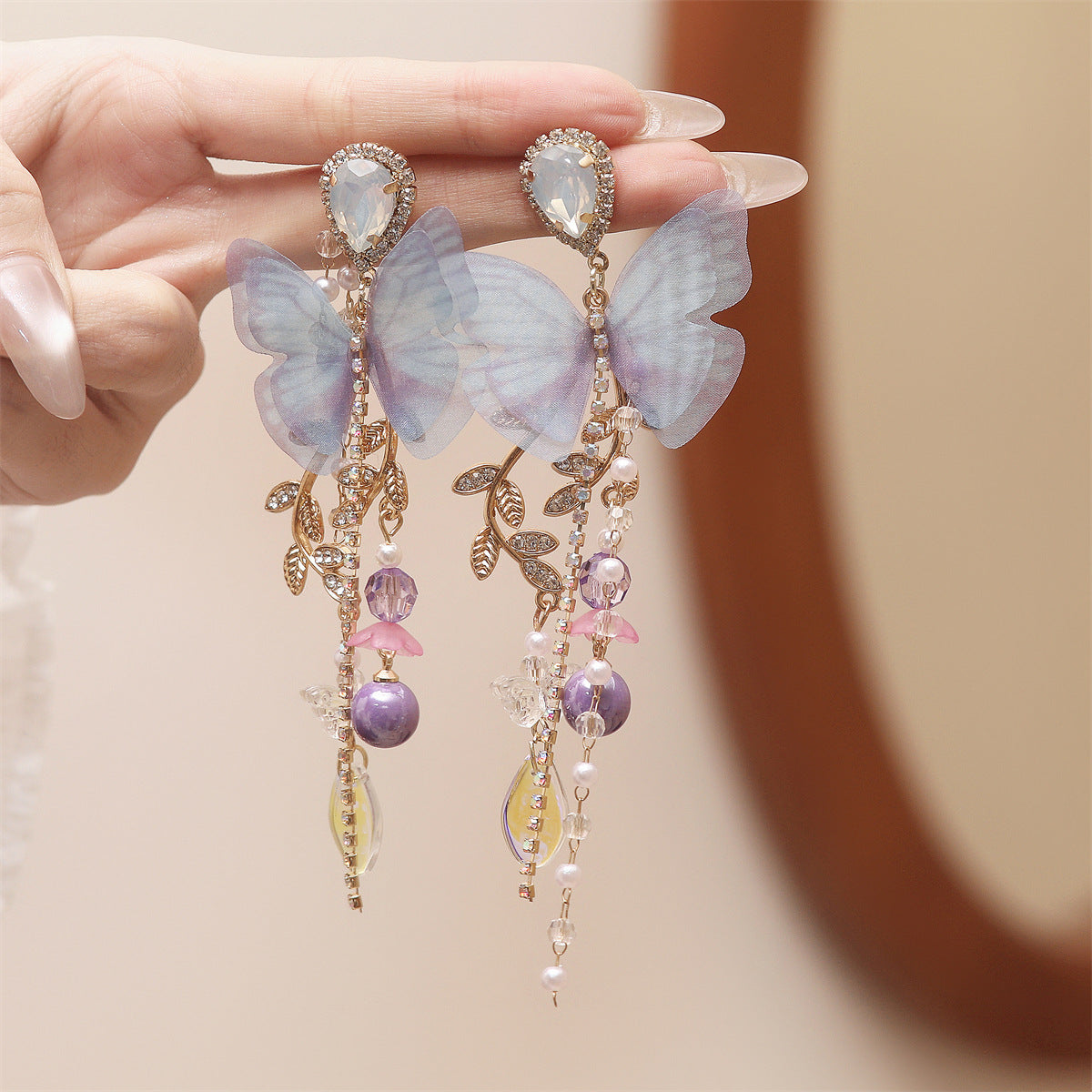 Stunning Pearl Earring for Daily Wear