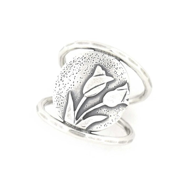Romantic Silver Ring for Special Moments