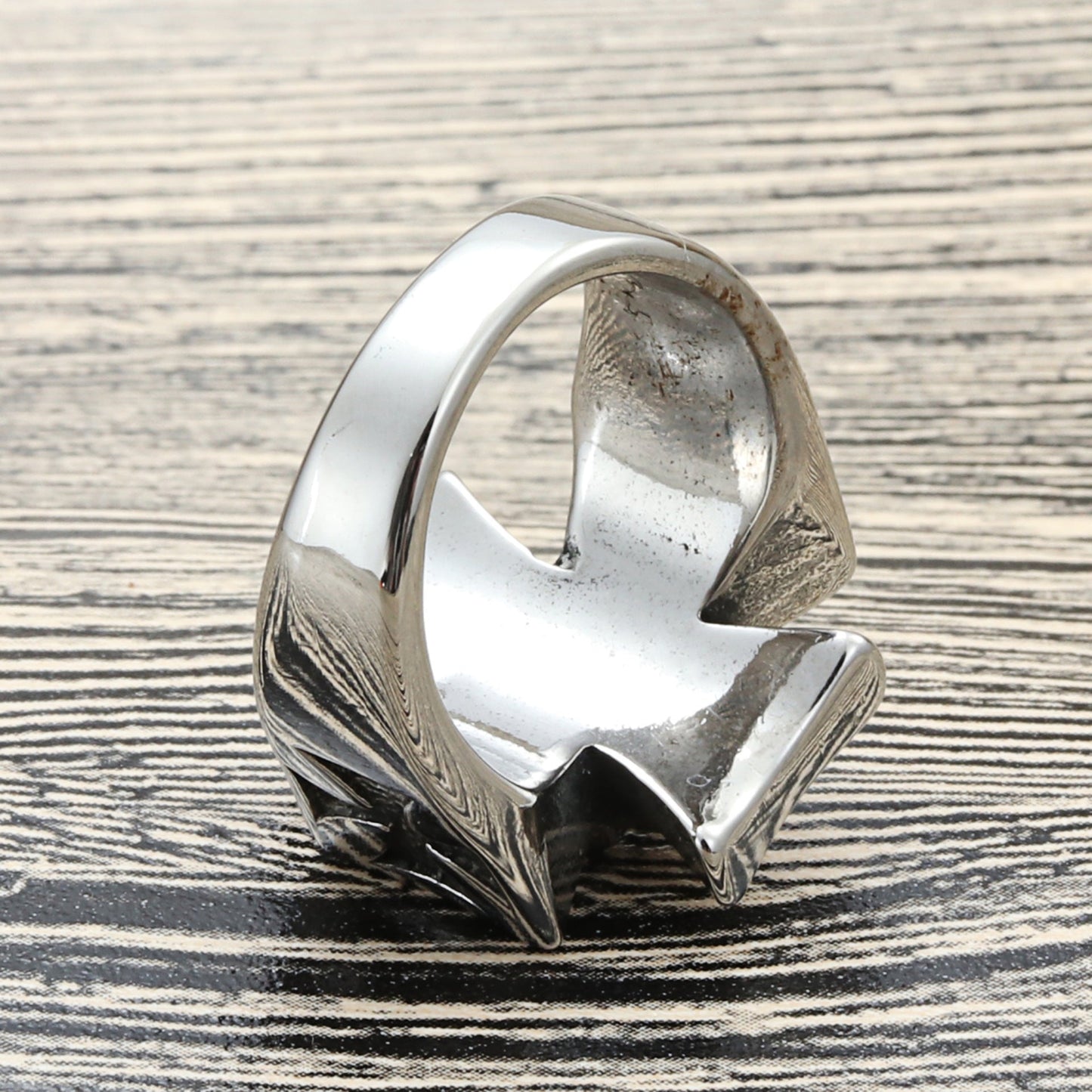 Classic Ring with Timeless Appeal