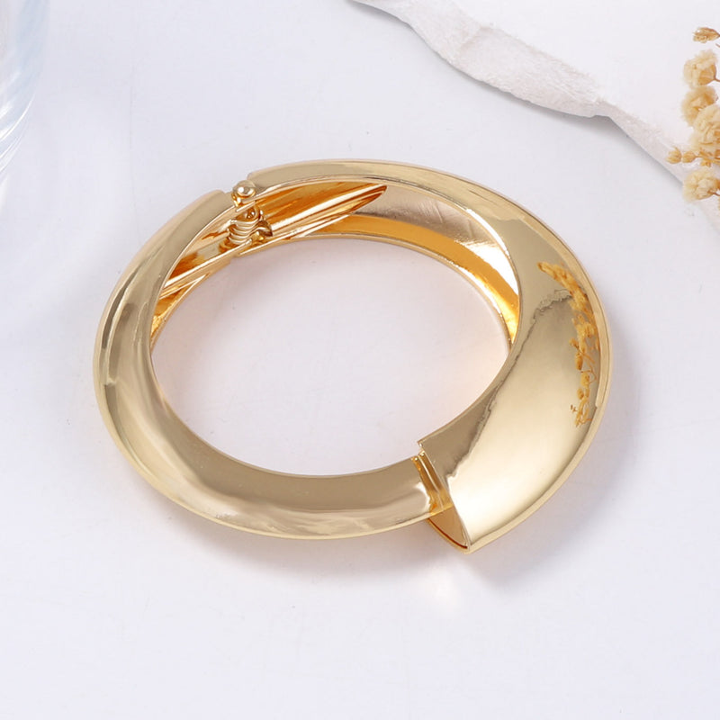 Stunning Bracelet for Daily Wear