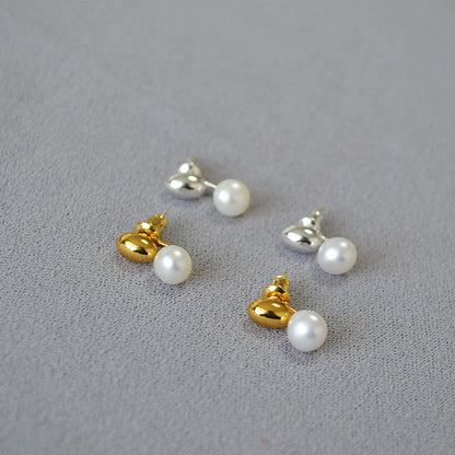 Beautiful Gold Earring with Unique Style