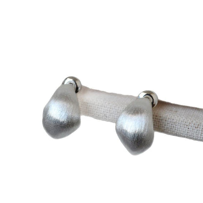 Beautiful Silver Earring with Unique Style