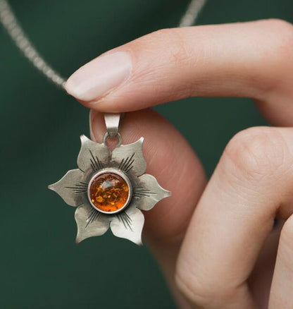 Charming Necklace for Any Occasion