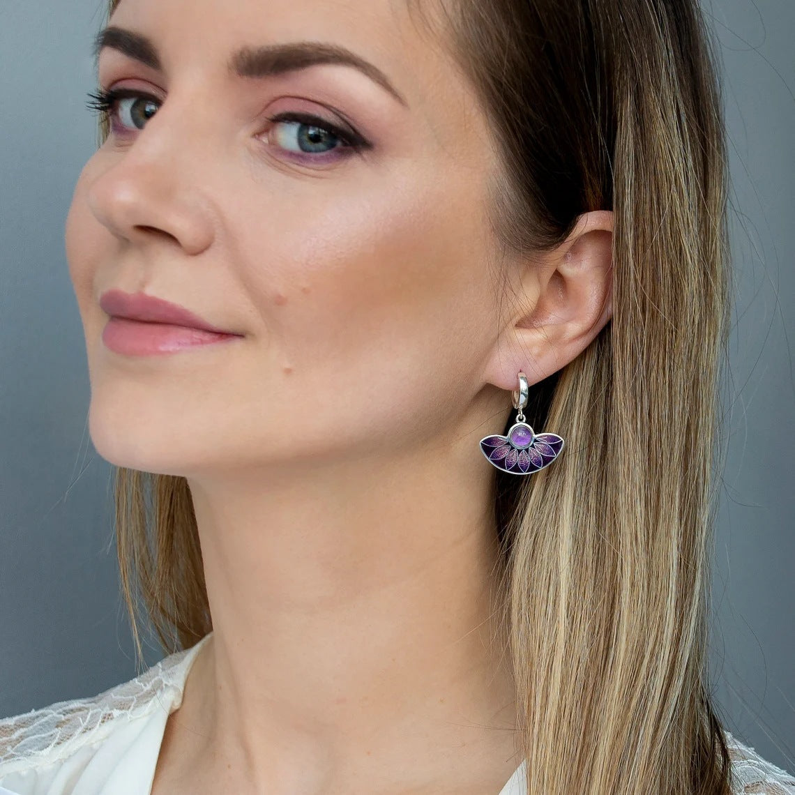 Stunning Earring for Daily Wear