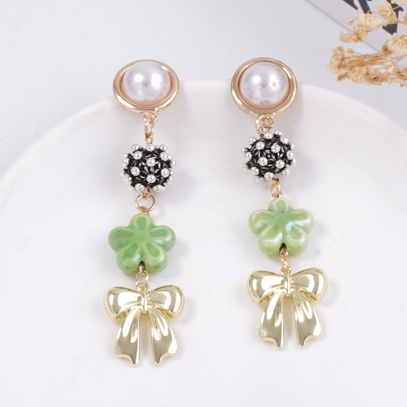 Charming Pearl Earring for Any Occasion