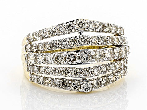 Romantic Gold Ring for Special Moments