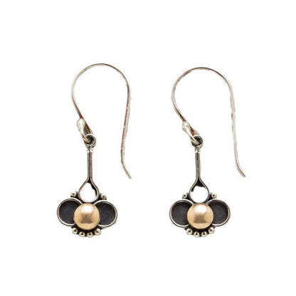 Charming Pearl Earring for Any Occasion