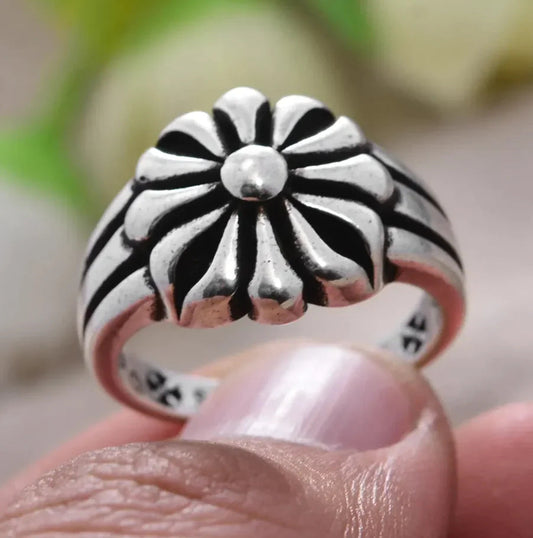 Charming Ring for Any Occasion